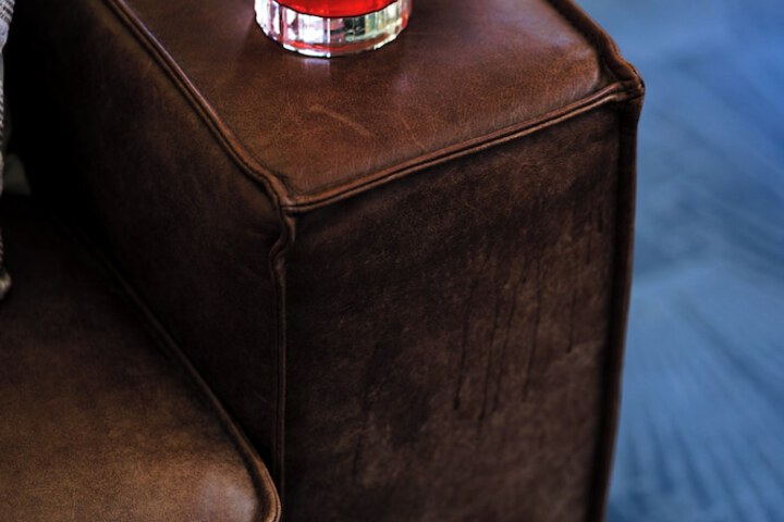 Lounge 141 of 200