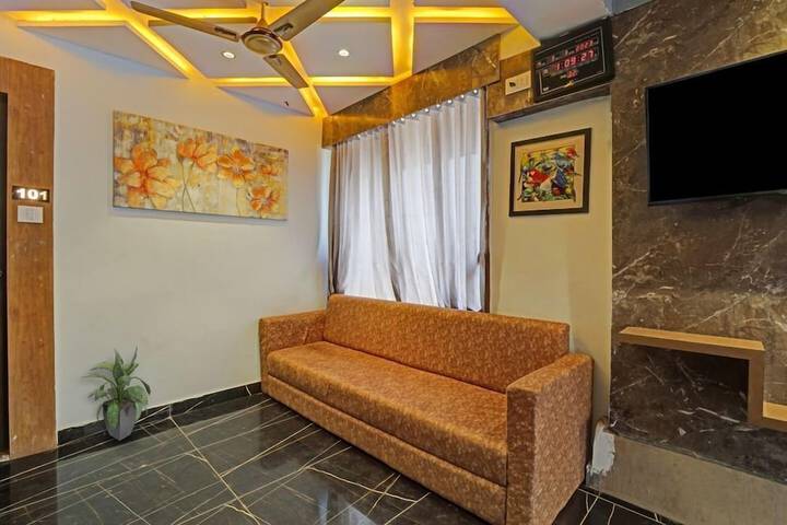 Hotel Interior 2 of 17