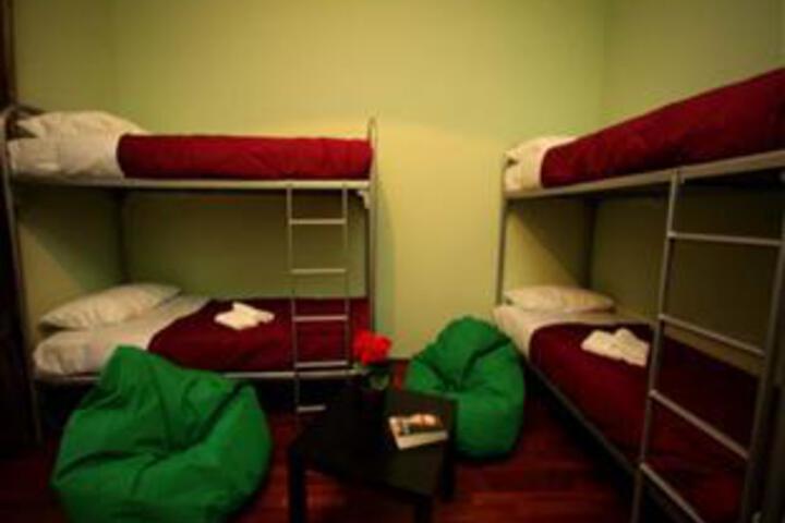 Room 3 of 6
