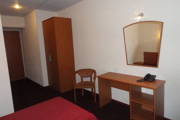 Room 15 of 64