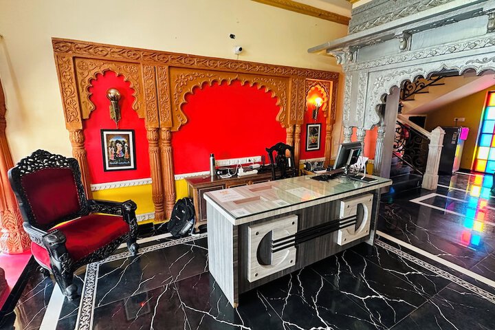 Hotel Interior 4 of 95
