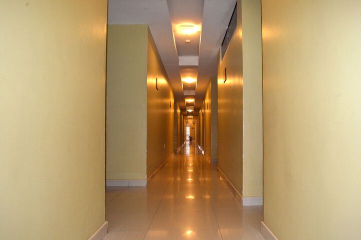 Ballroom/Hall 41 of 52
