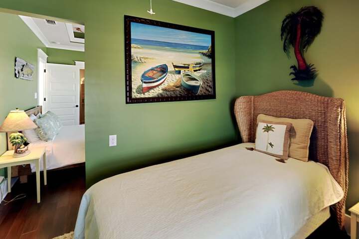 Room 18 of 38