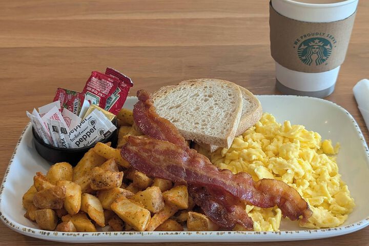 Breakfast/Coffee Service 40 of 59