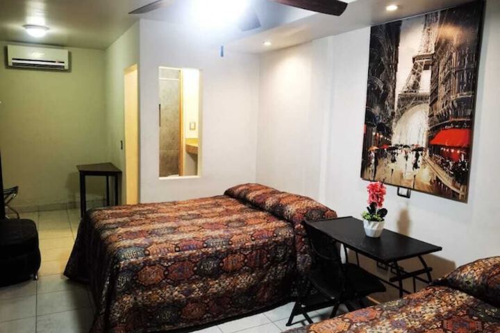 Room 12 of 51