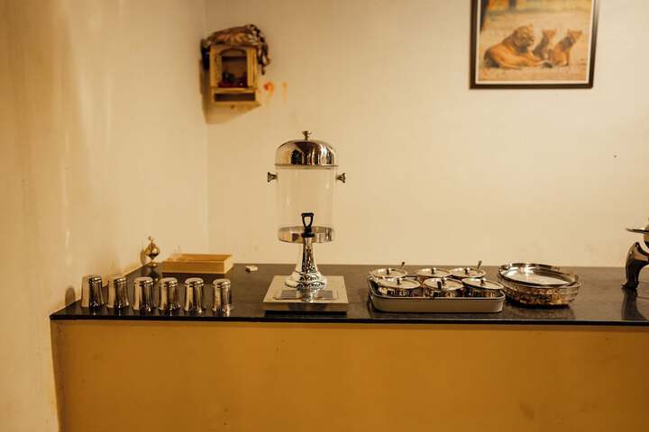 Dining 40 of 63