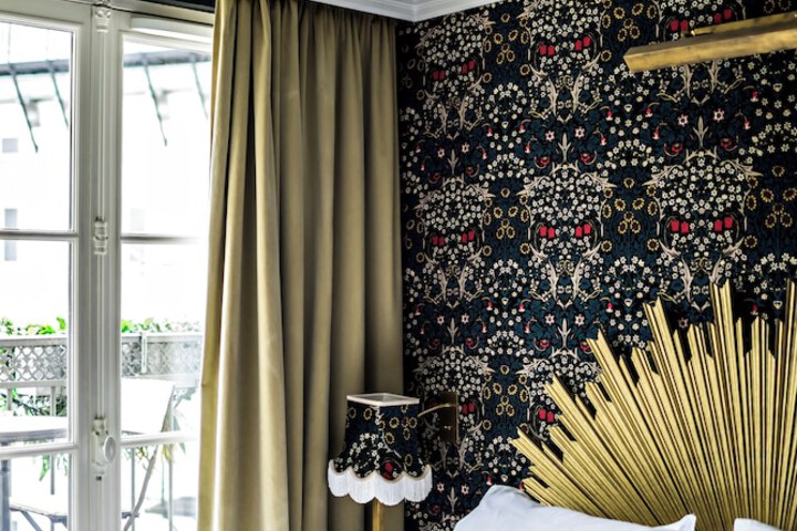 Room 26 of 80