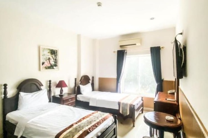 Room 19 of 50