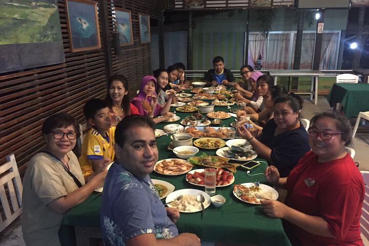 Dining 18 of 43