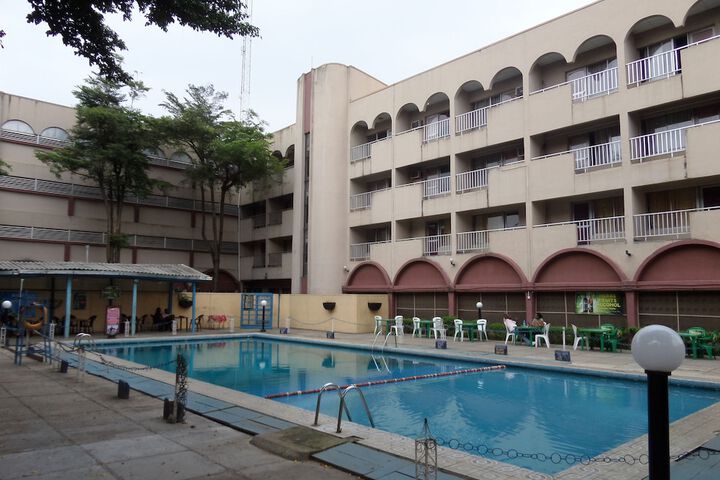 Pool 32 of 47
