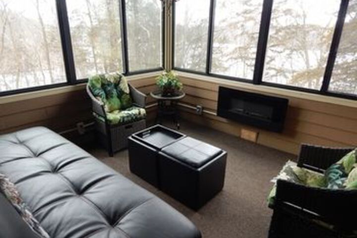 Room 6 of 6