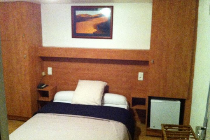 Room 3 of 47