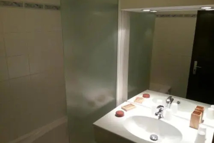 Room 7 of 23