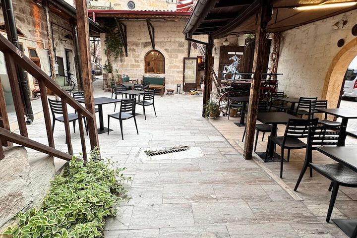Hotel Exterior 44 of 55