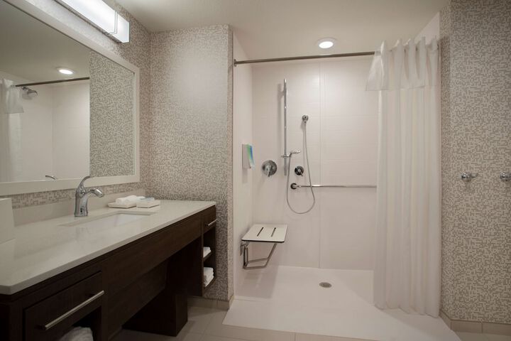Bathroom shower