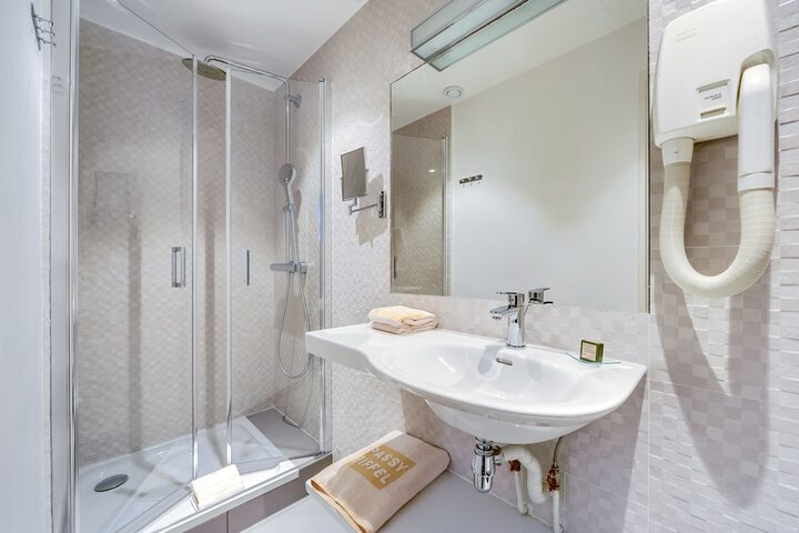 Clean Restrooms
