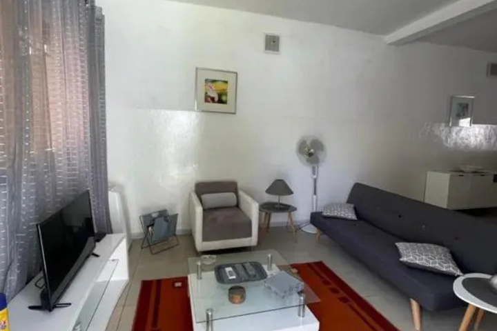Room 3 of 5