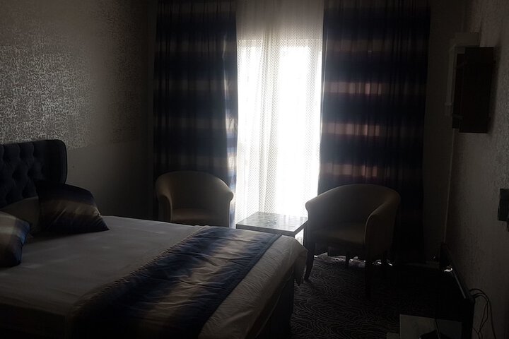 Room 3 of 18
