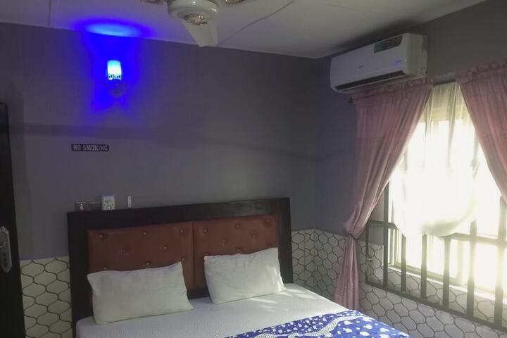 Pleasure rest hotel and suites