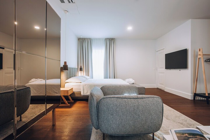 Room 79 of 219