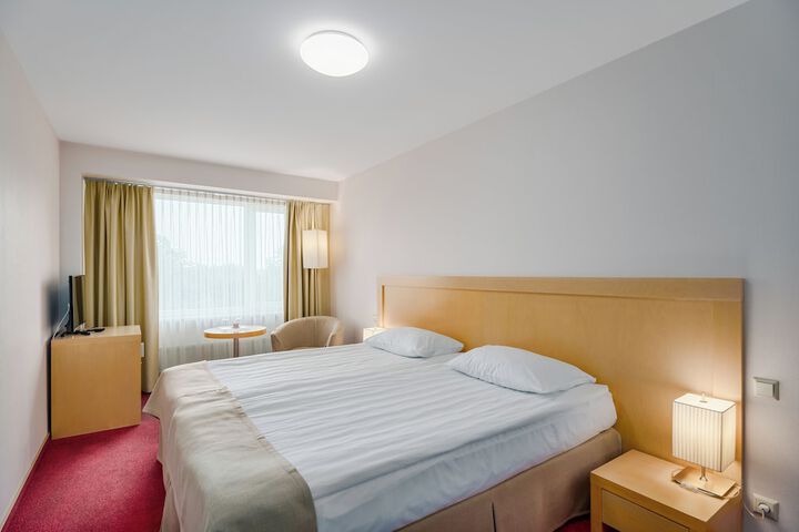 Room 17 of 58