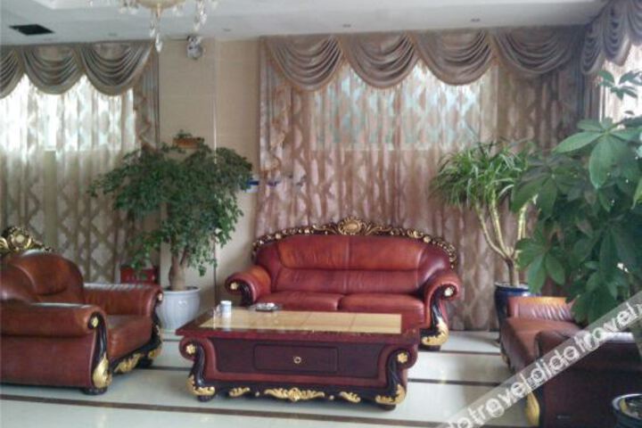 Hotel Interior 7 of 19
