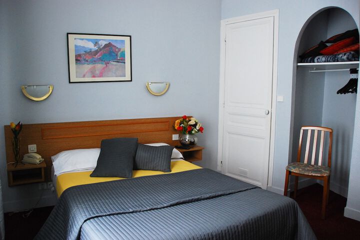Room 8 of 47