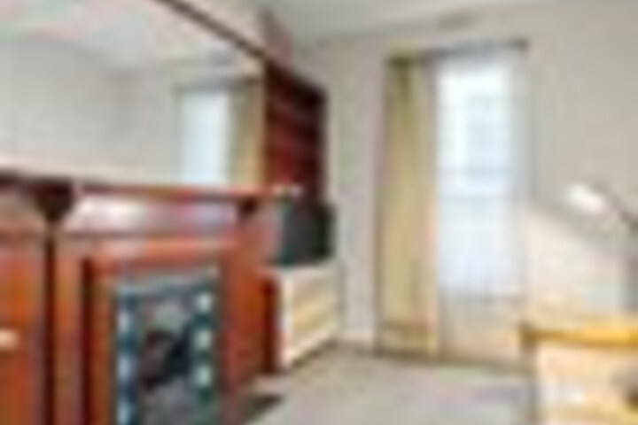 Room 185 of 318