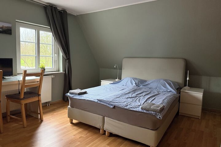 Room 10 of 91