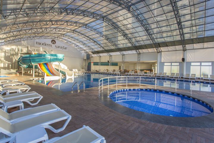 Pool 25 of 141