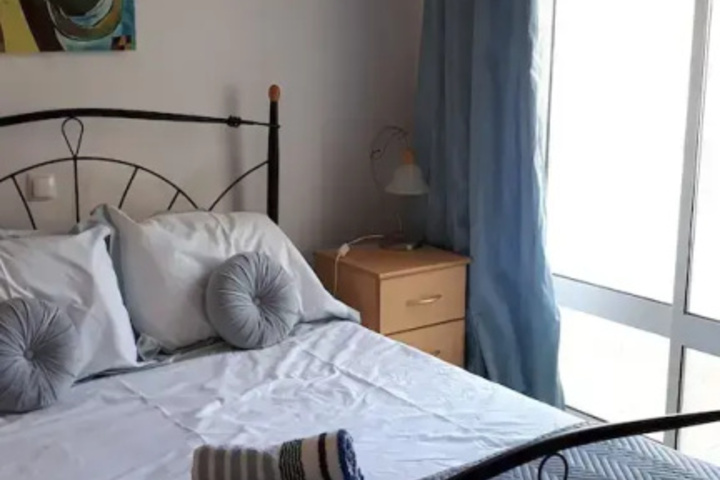 Room 5 of 17