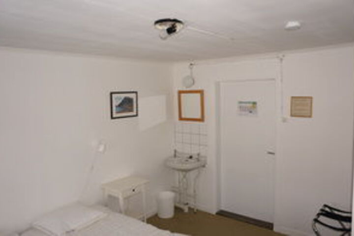 Room 20 of 49