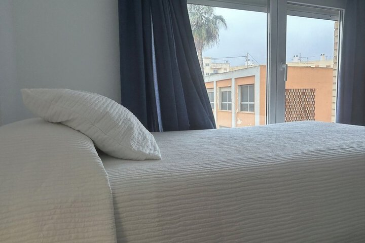 Room 25 of 76