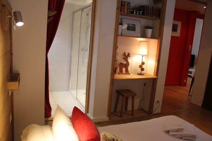 Room 29 of 83