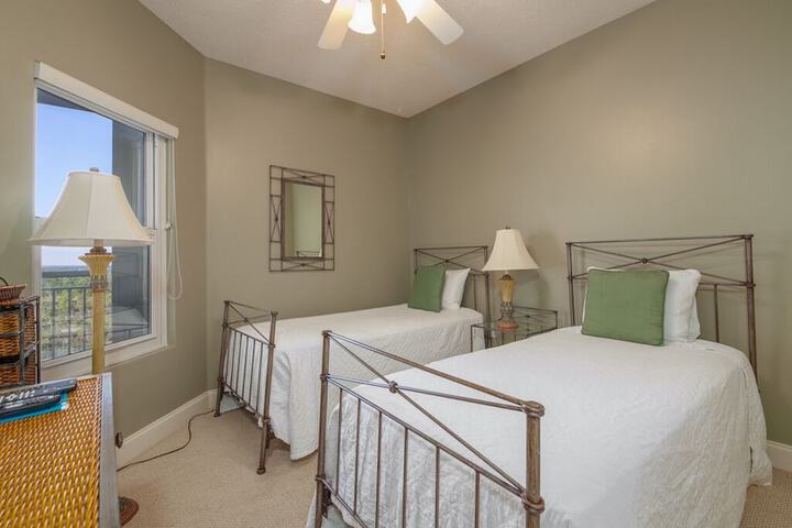 Room 10 of 58