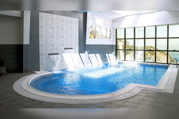 Pool 9 of 14