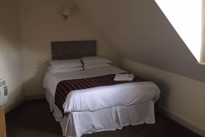 Room 17 of 58