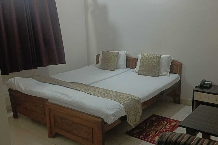 Room 19 of 29