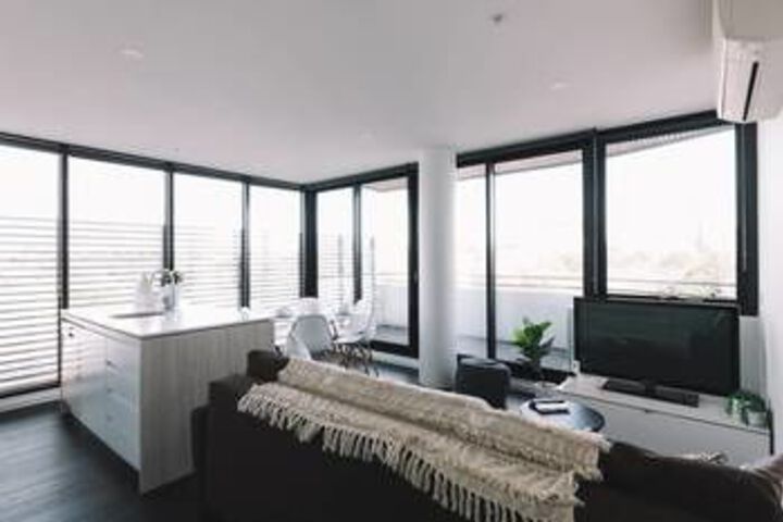 Luxury Home Minutes from CBD