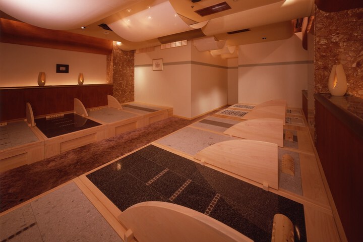 Spa 71 of 131