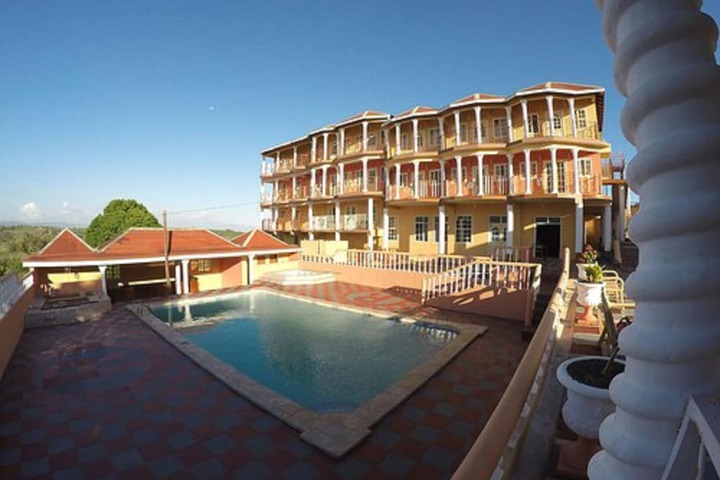 Hotel 17 of 17