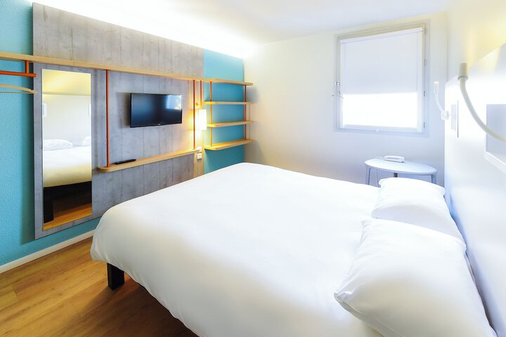 Room 7 of 23