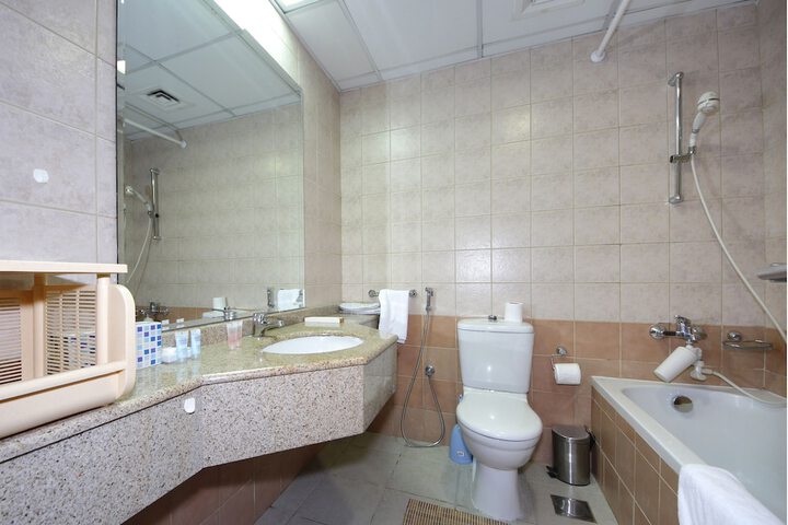 Room 14 of 17