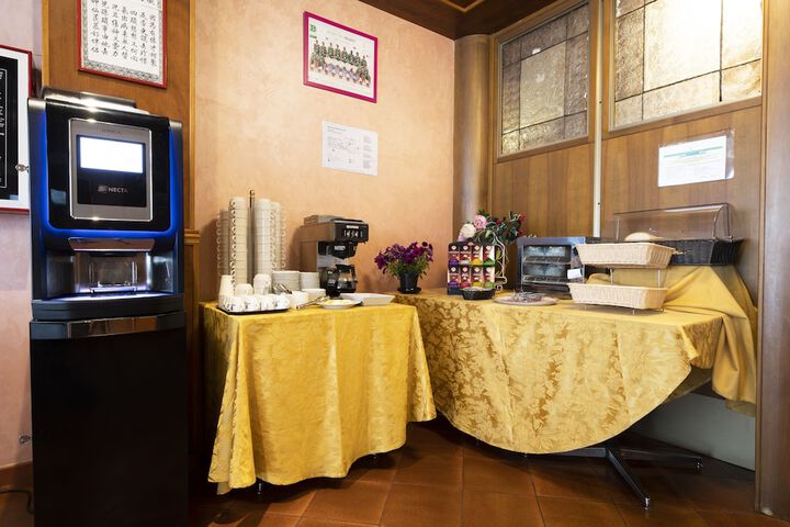 Breakfast/Coffee Service 35 of 41