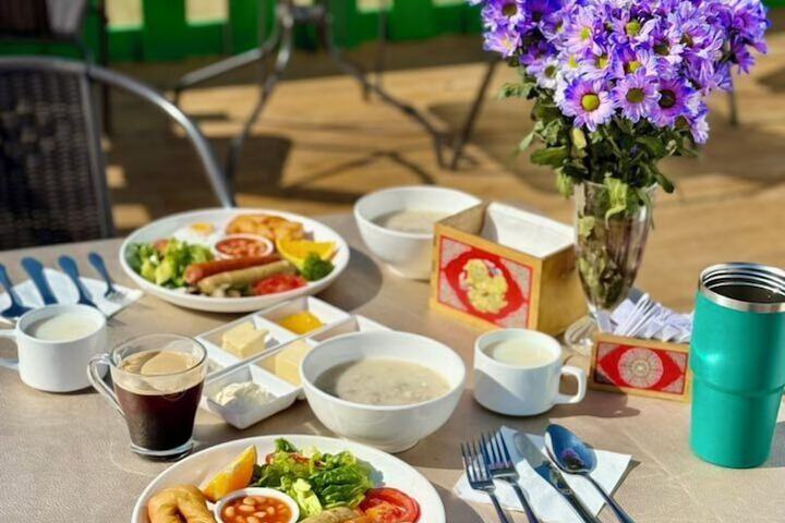 Breakfast/Coffee Service 25 of 29