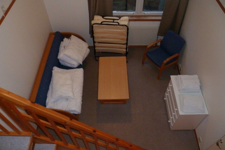 Room 16 of 32