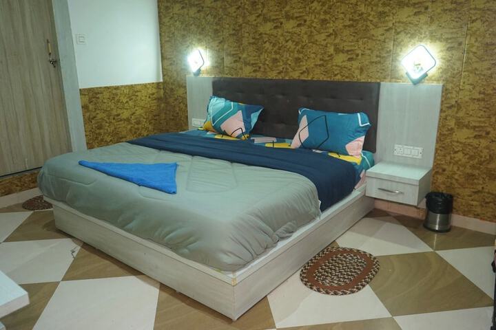 Room 19 of 56