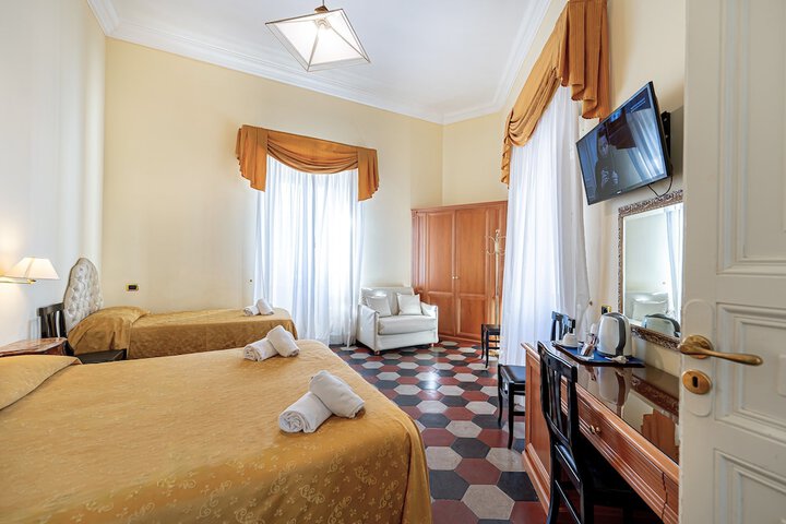 Room 36 of 125