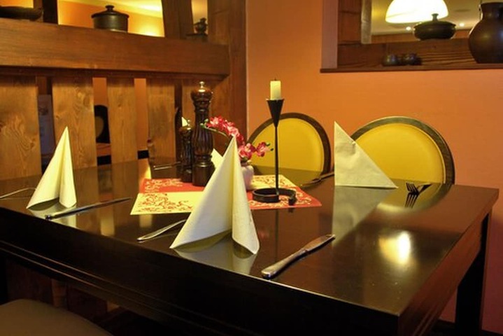 Dining 21 of 41