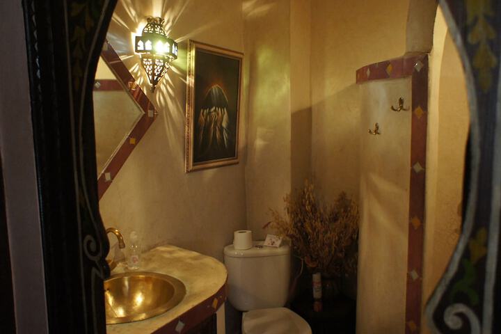 Room 22 of 38
